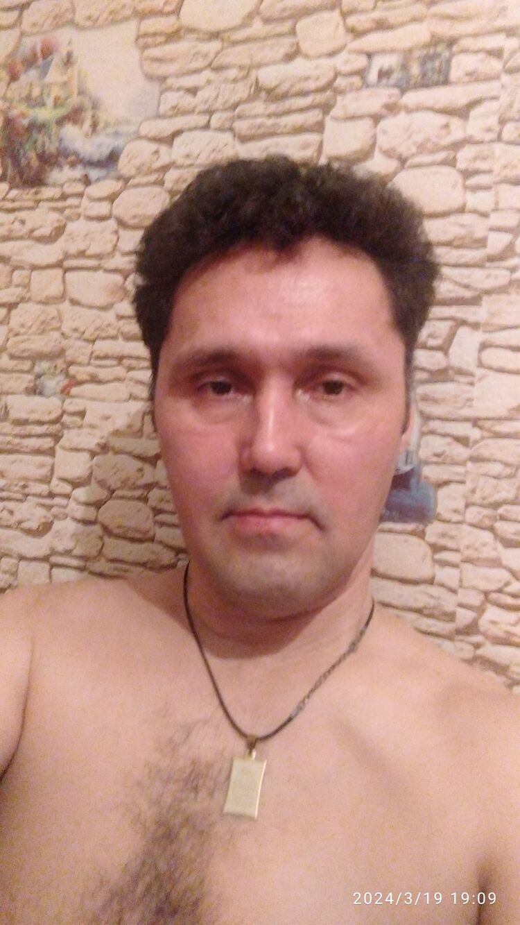  44918896  , 49 ,    