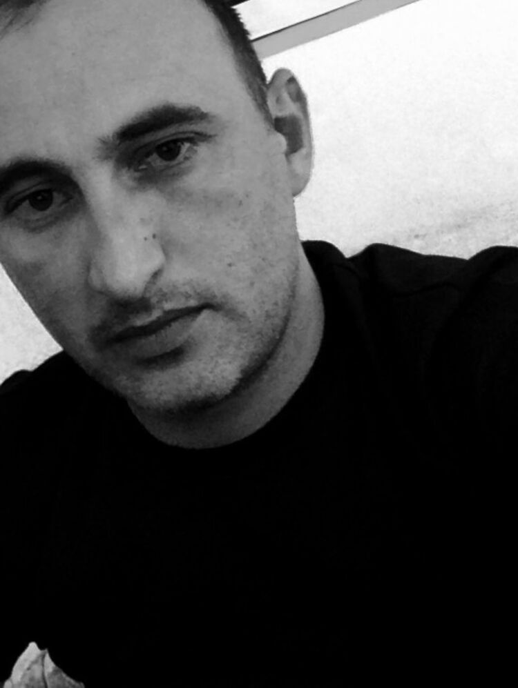  53582346  Tyush, 40 ,    