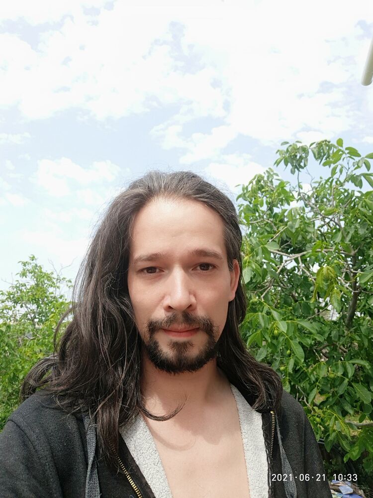  ,   Artur, 36 ,   ,   
