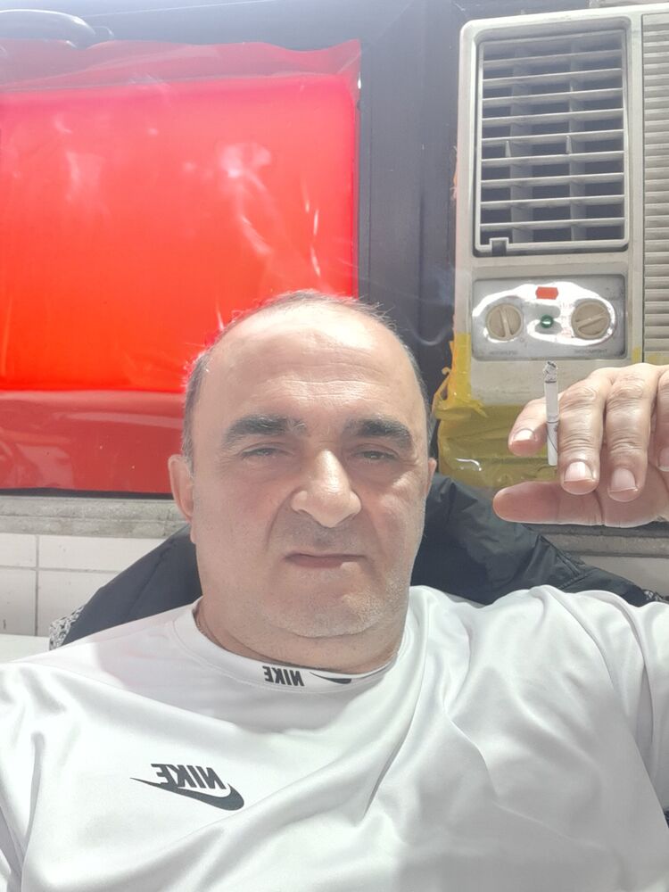  ,   Asko, 54 ,     