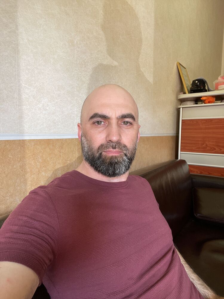  35687726  , 43 ,    