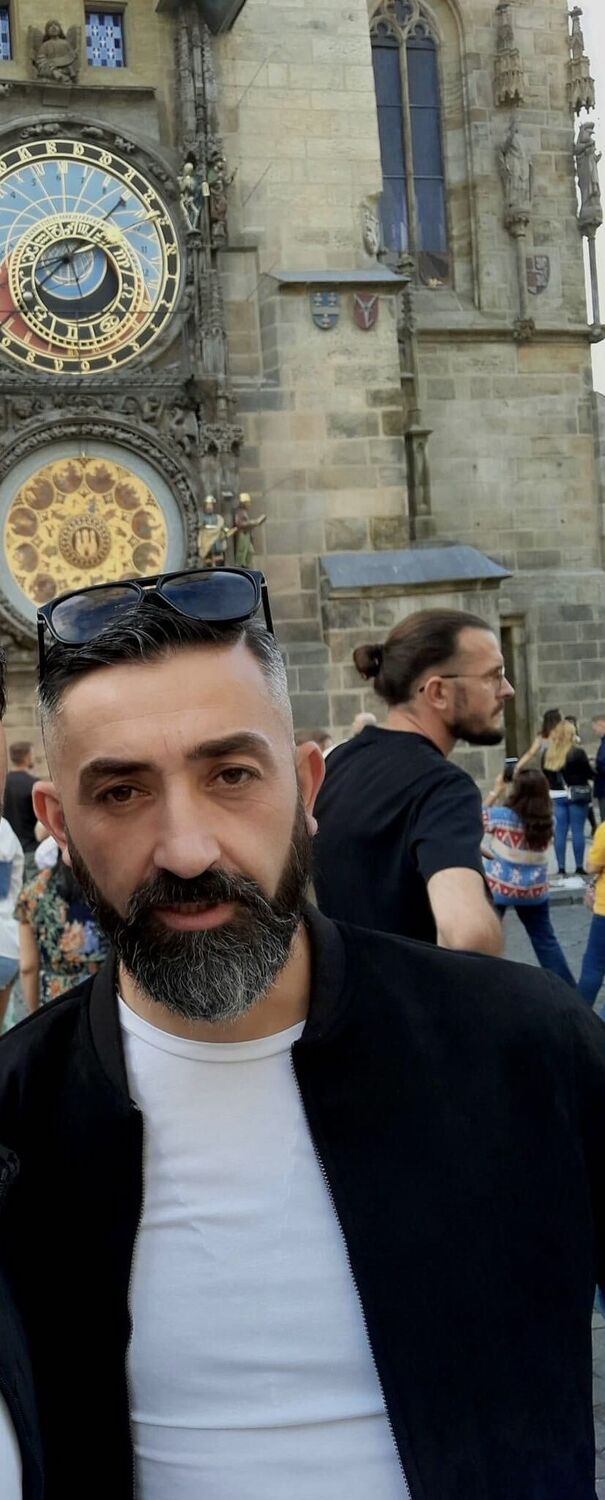  Praha,   , 37 ,   ,   