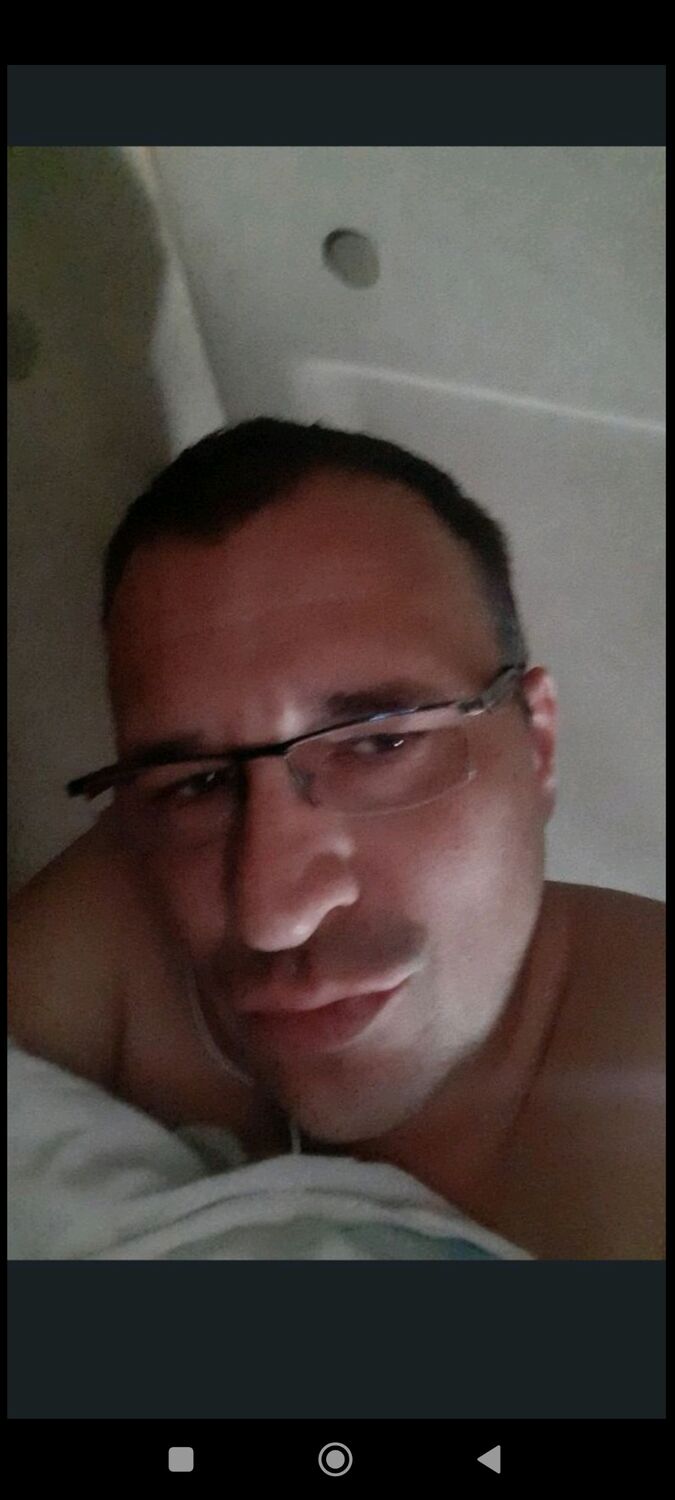  38718616  Eli, 45 ,    Backa Topola