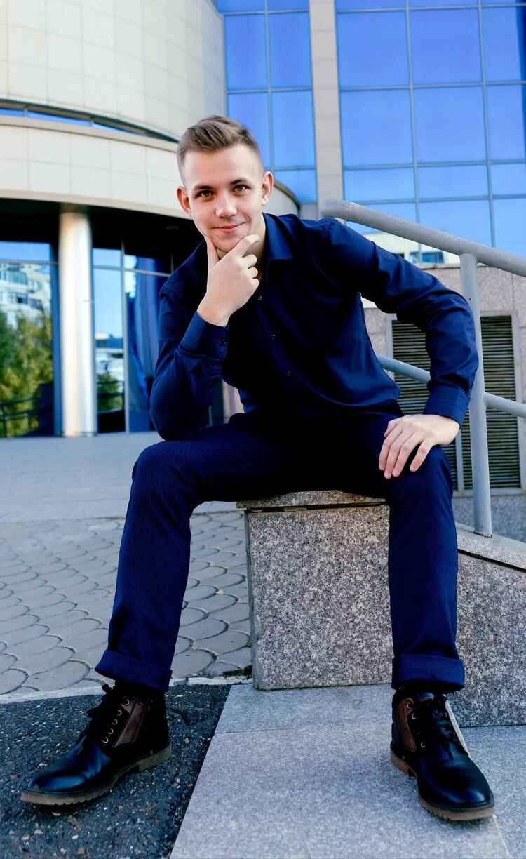  ,   Ivan, 28 ,   ,   