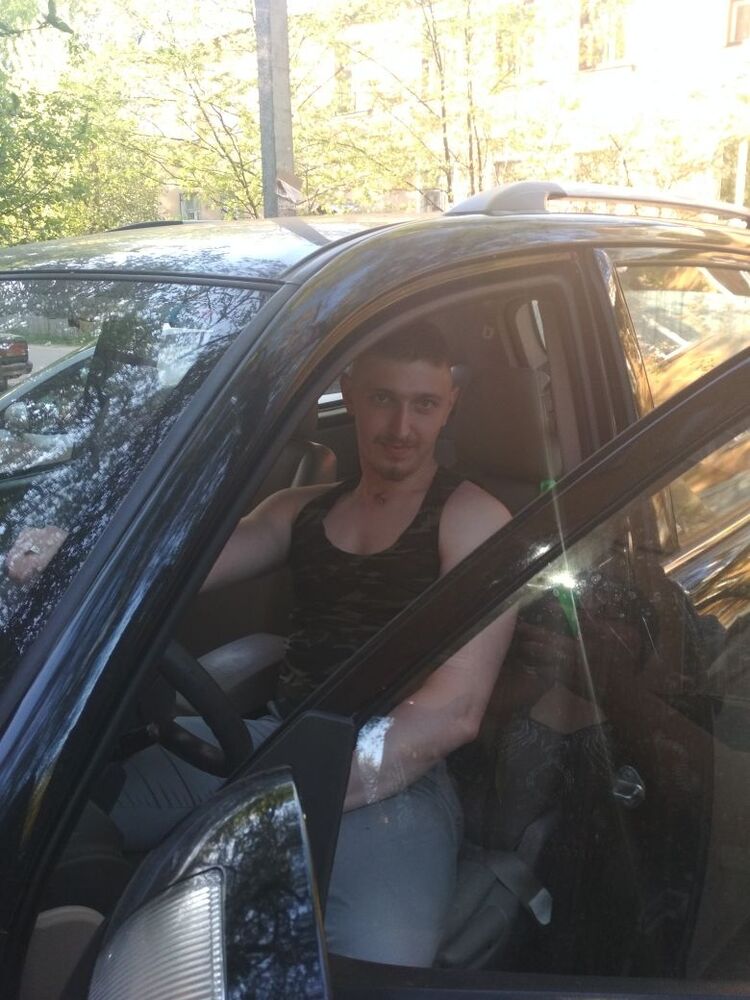  ,   Andrey, 32 ,   ,   
