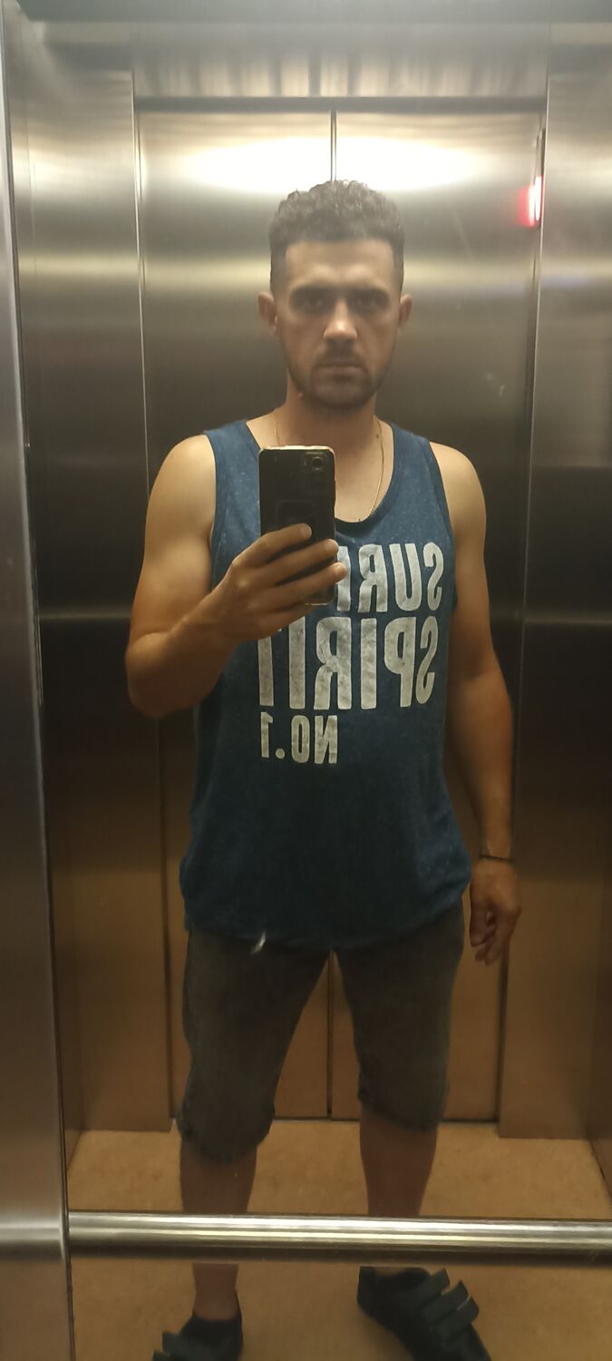  38578186  , 37 ,    