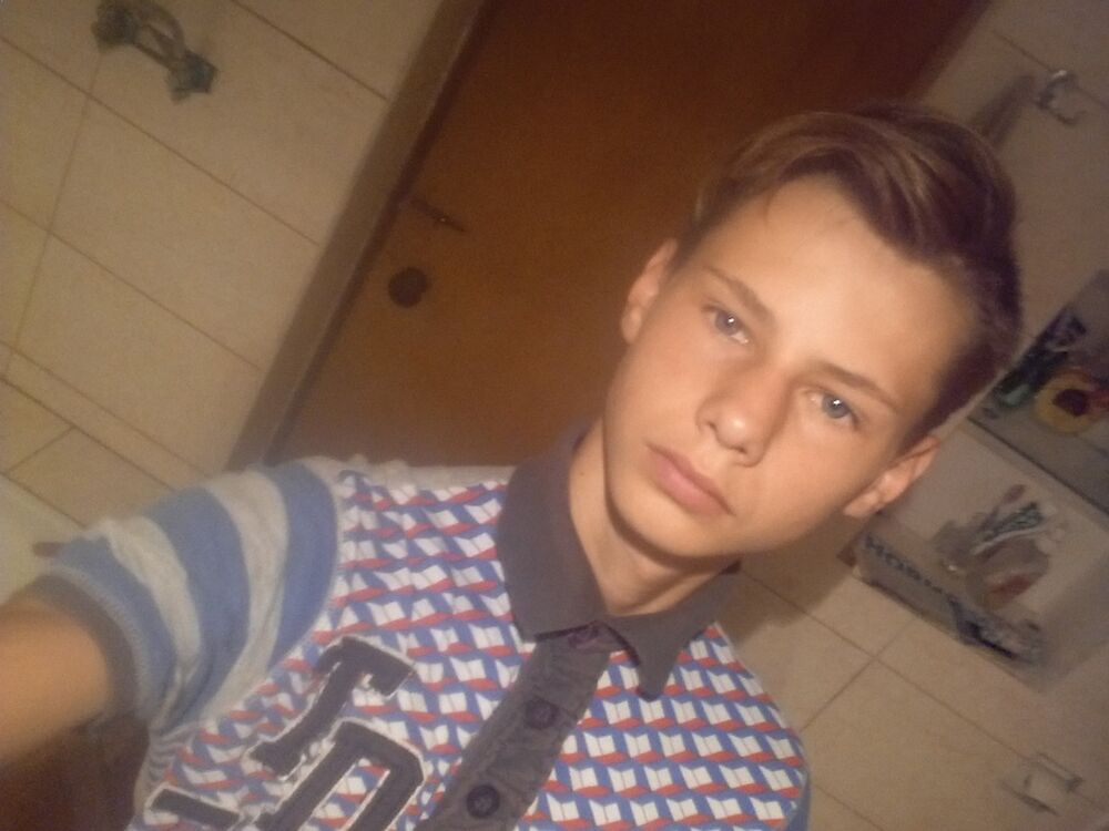  ,   Filix, 24 ,   ,   , c 