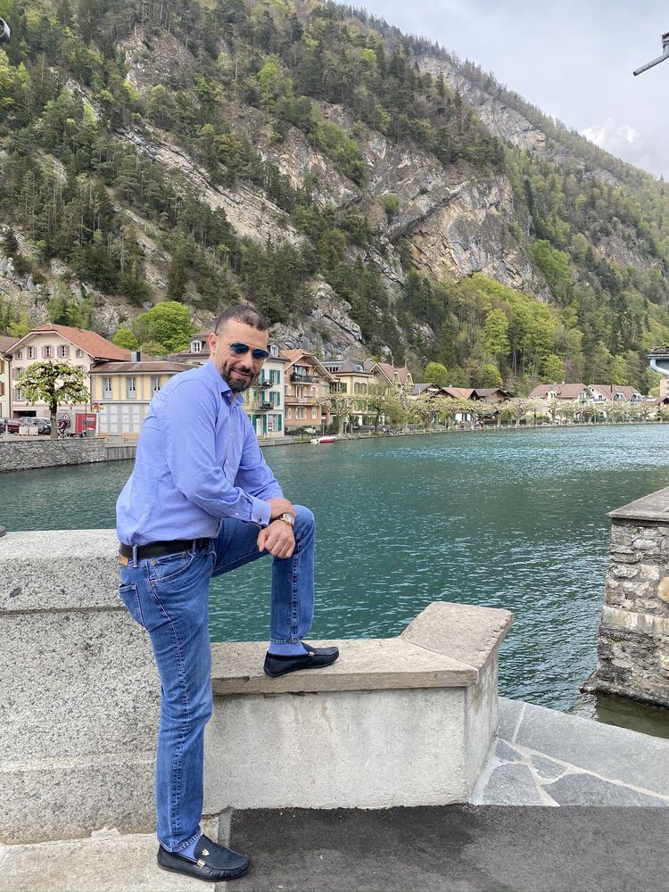  Geneve,   , 48 ,   ,   , c 