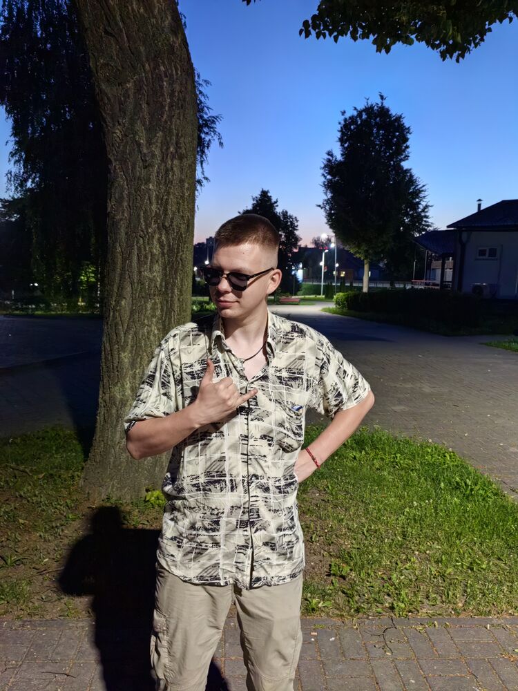  44354896  , 21 ,    