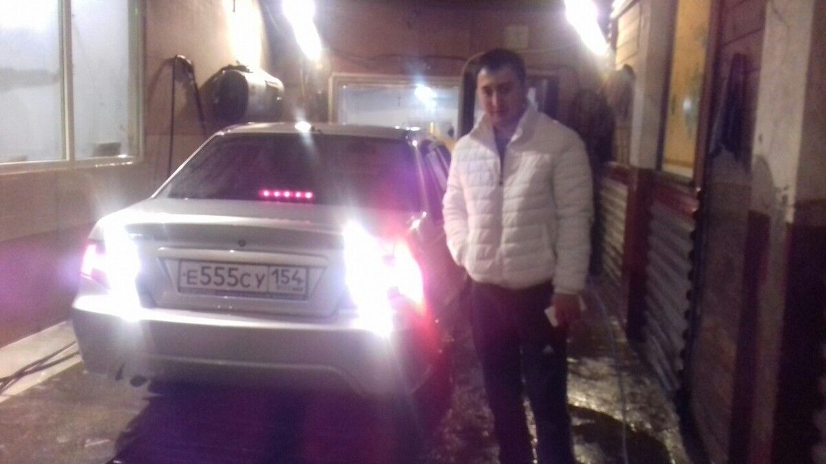  ,   Amir, 33 ,   ,   , c 