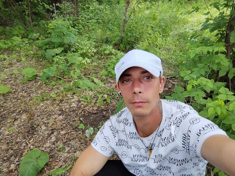  35872226  Pavel, 35 ,    -