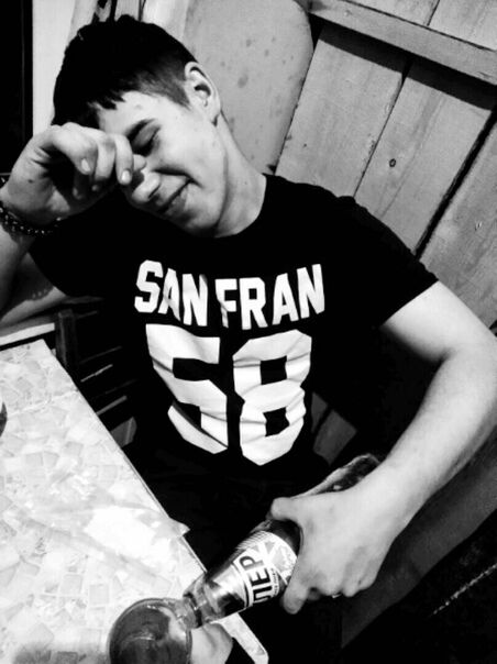  29412516  Derzky, 25 ,    