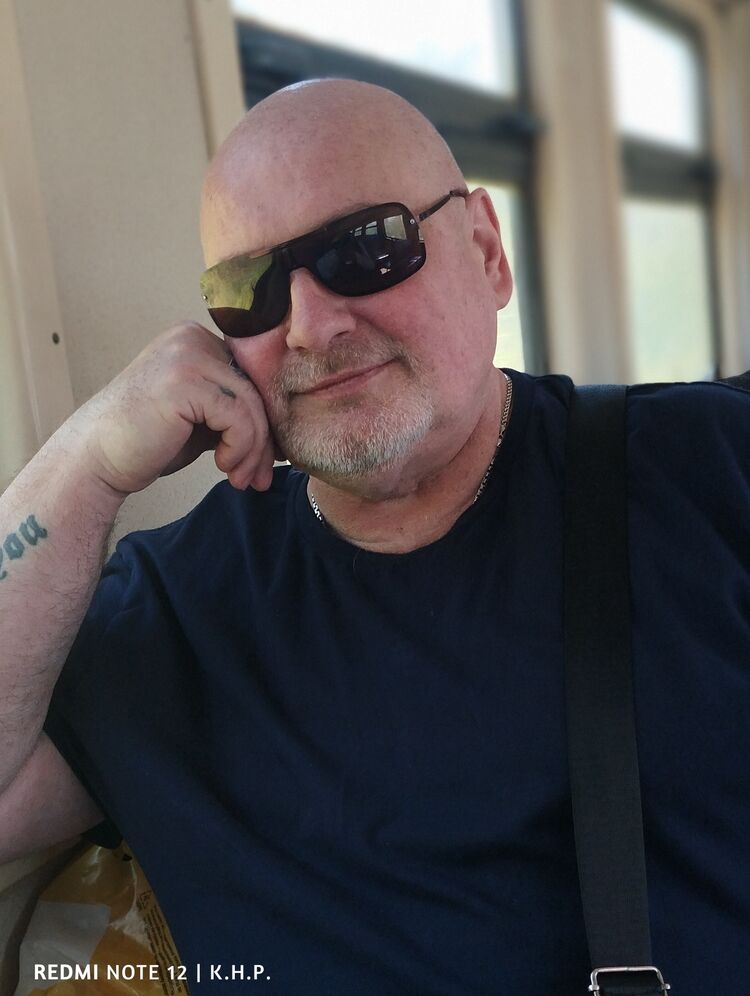  46382106  , 57 ,    