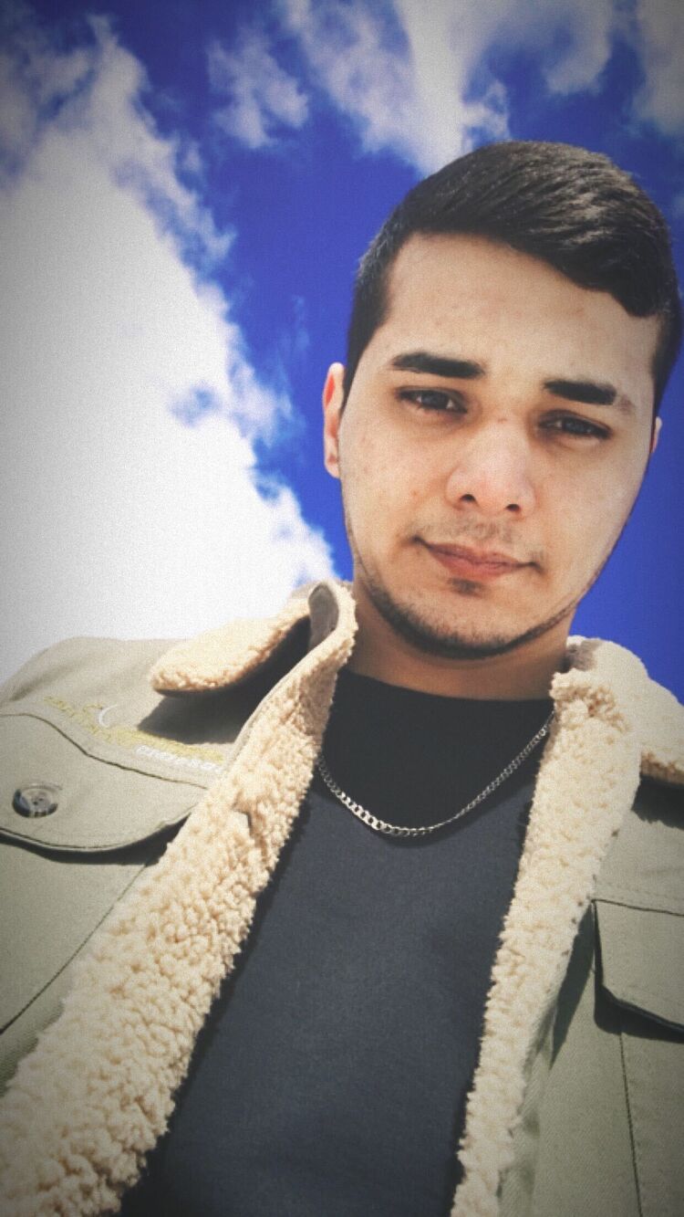  Bielany Wroclawskie,   Daniel, 28 ,   ,   
