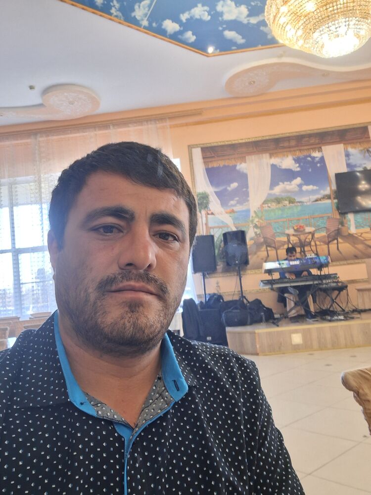  48165766  Ramazan, 35 ,    