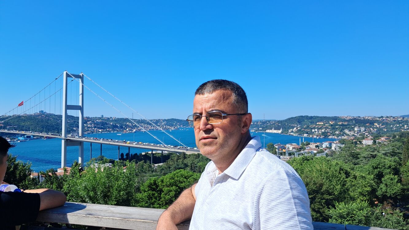  35623676  Ali Ekber, 51 ,    