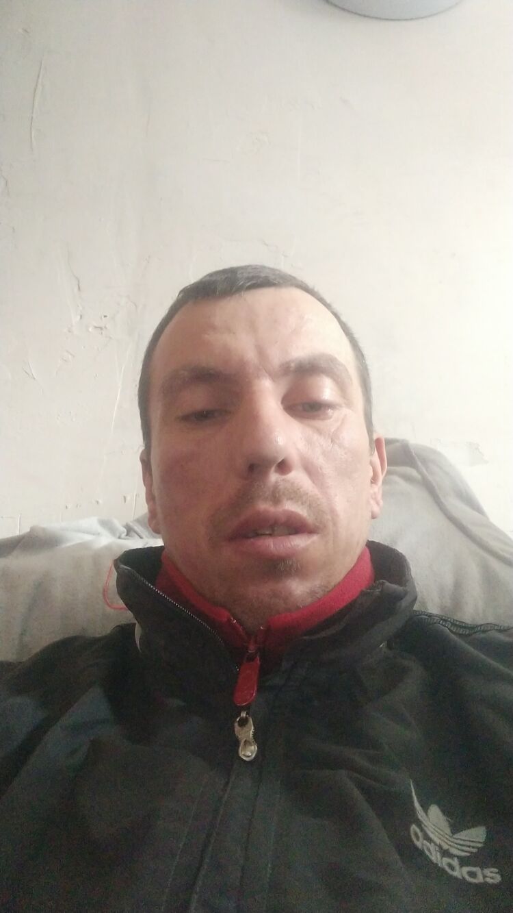  46316086  , 40 ,    