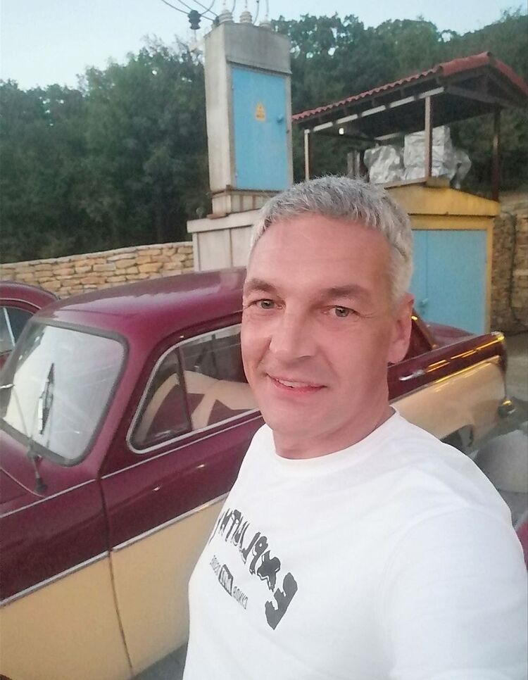  41260426  , 43 ,    