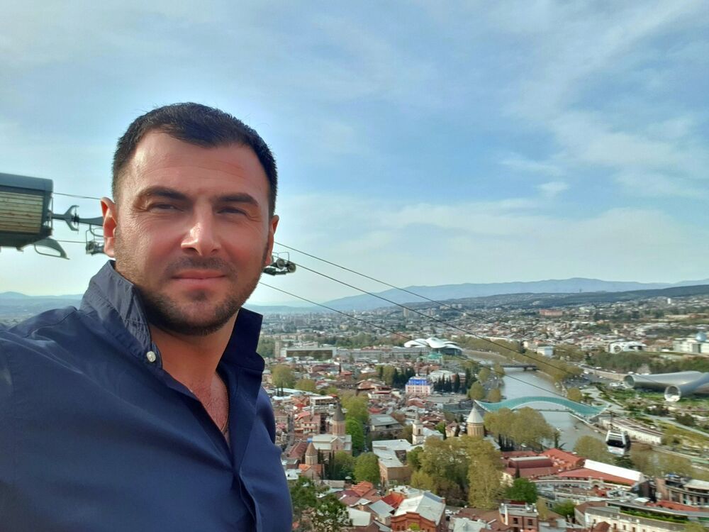 ���� 16705496 ������� GEORGE, 41 ���, ���� ���������� � �������