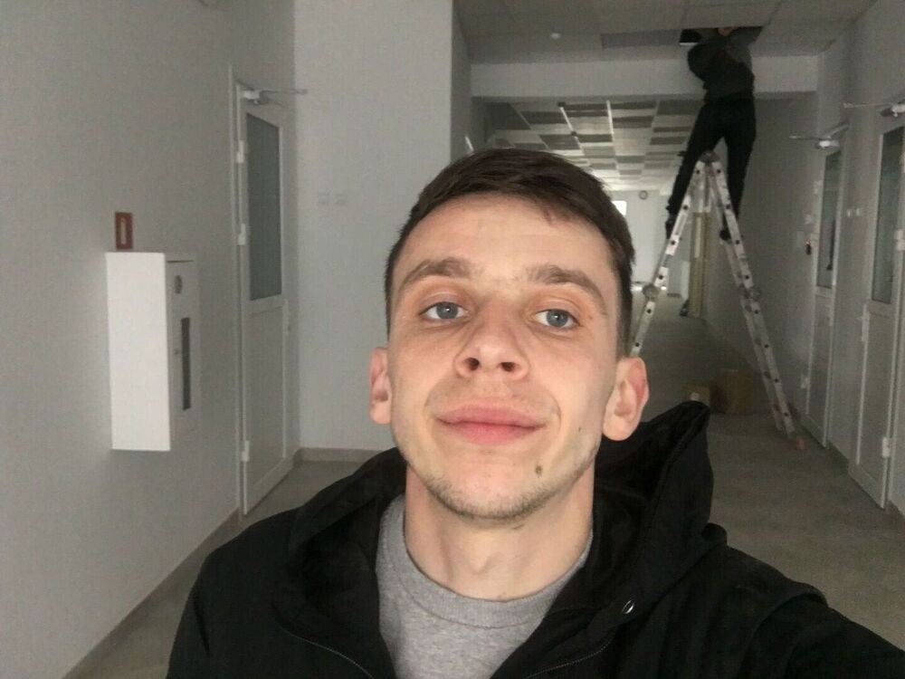  ,   Anton, 27 ,   ,   , c 