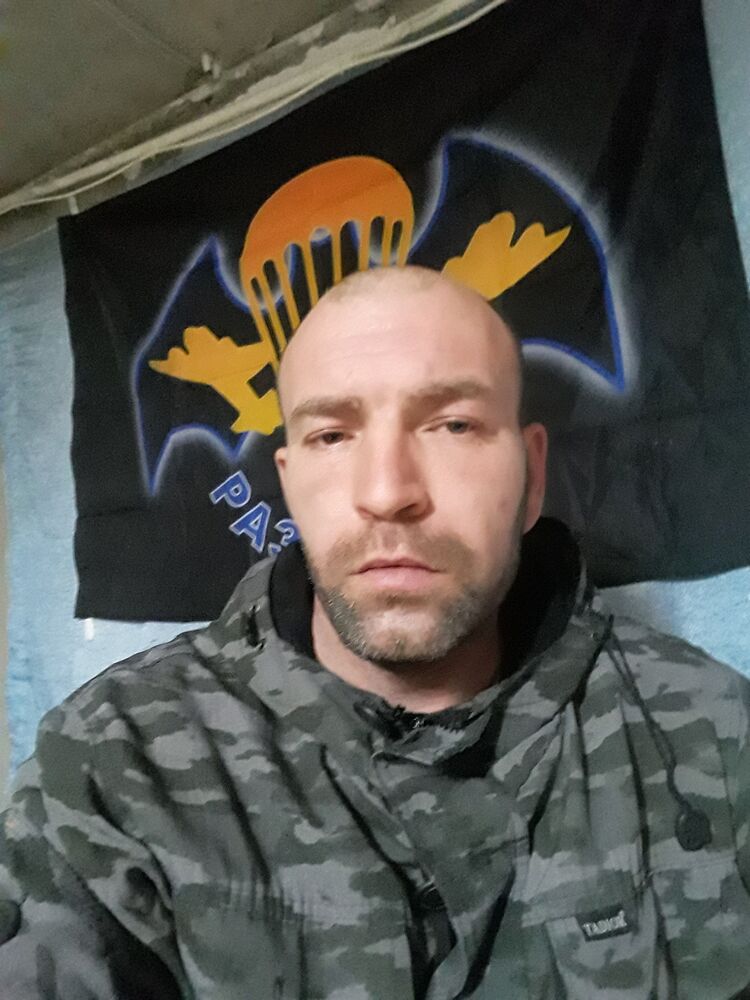  39403106  , 40 ,    