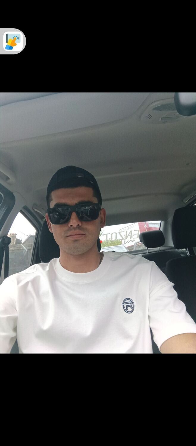  43806046  Maks, 25 ,    