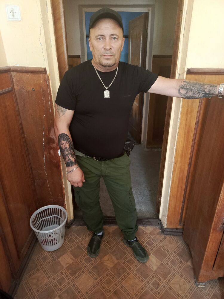  46488886  , 51 ,    