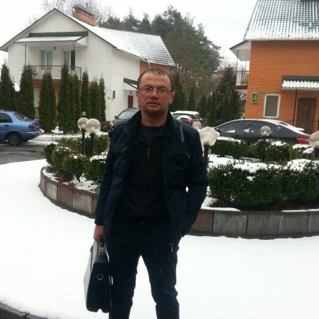  ,   Aziz, 44 ,   ,   , c 