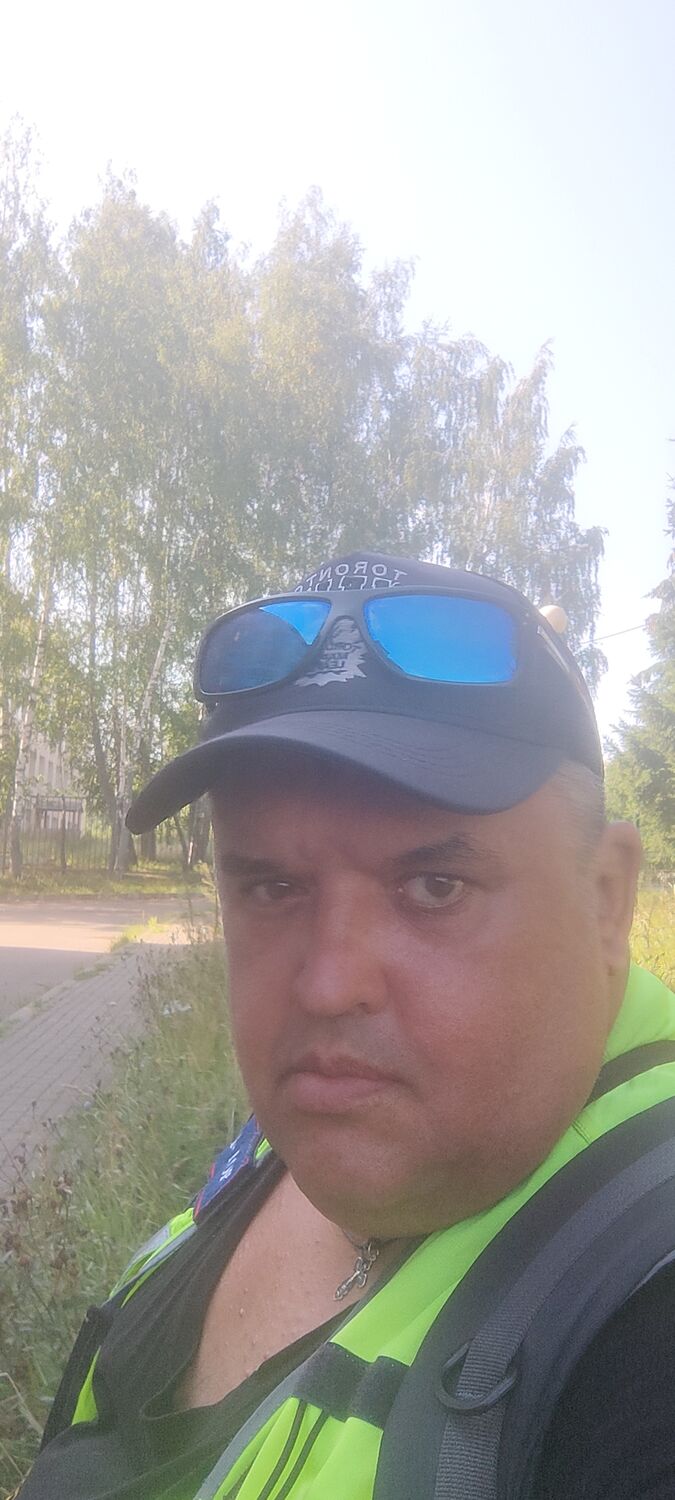  37035526  , 46 ,    