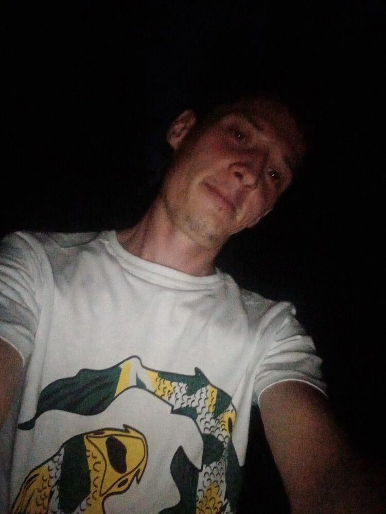  41657846  , 32 ,    