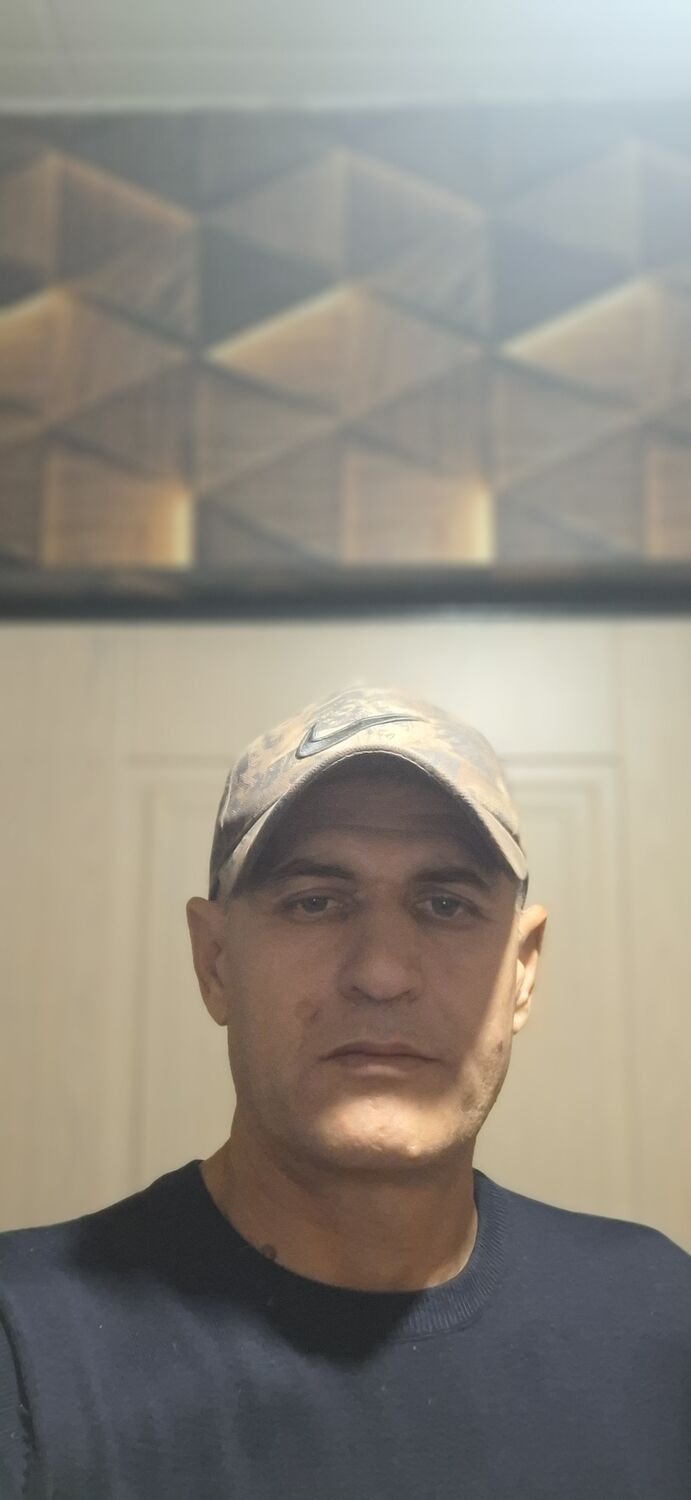  53428526  , 49 ,    