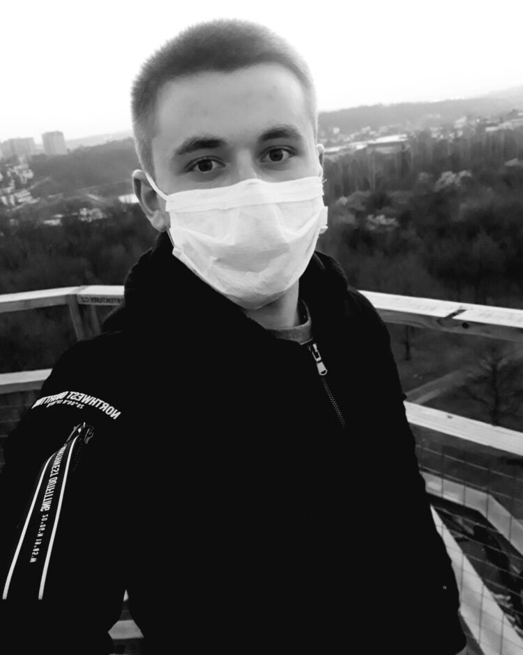  22436856  Slavo, 29 ,    Cerny Most