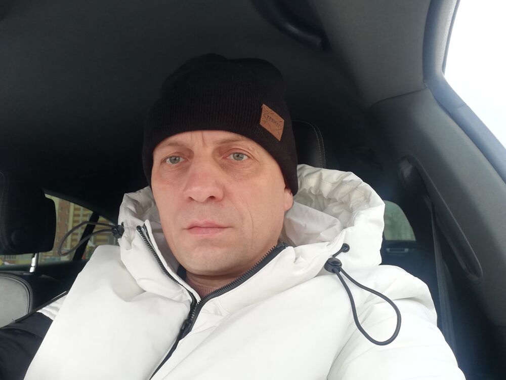  ,   Oleg, 51 ,   ,   