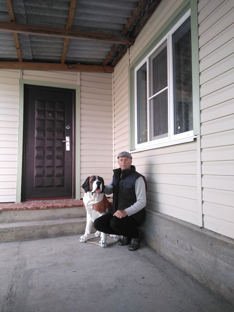 17945836  Aleksandr, 63 ,    