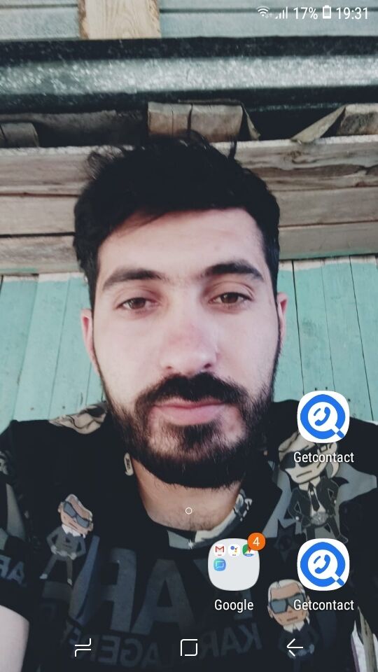  27755226  Sahak, 31 ,    