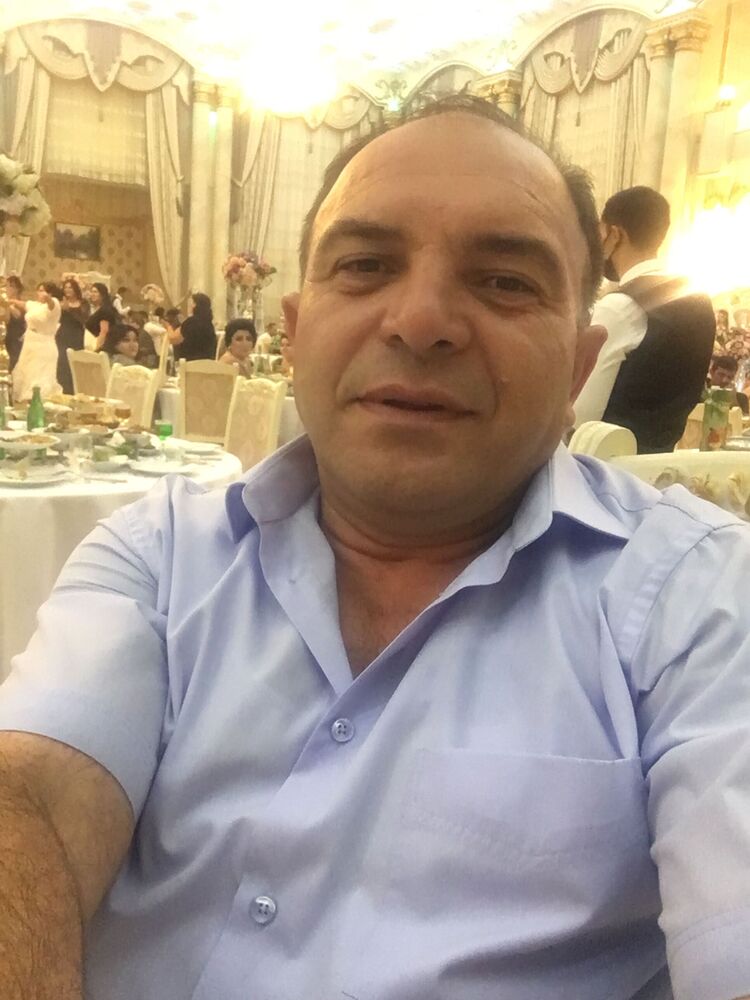  24714806  Ilham, 48 ,    