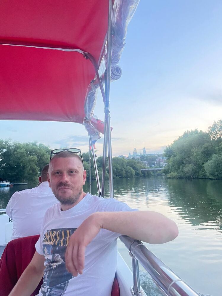 ���� 51824186 ������� ����, 37 ���, ���� ���������� � �����