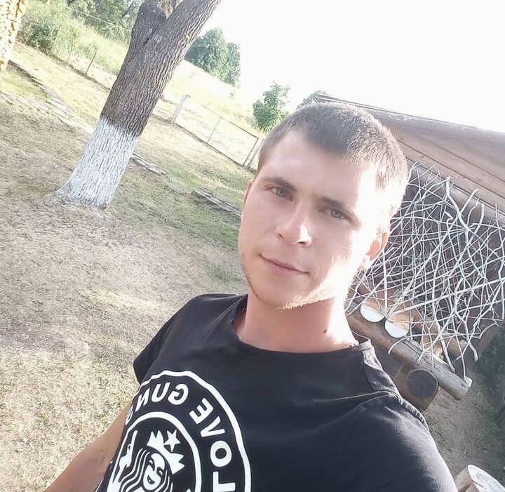  30495446  , 32 ,    