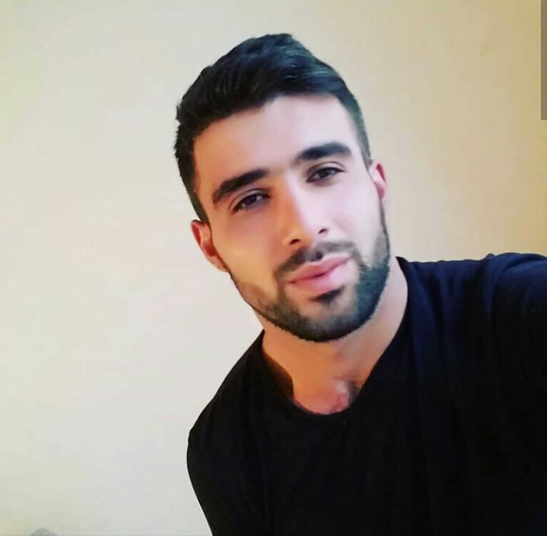  43603116  Emrah, 29 ,    
