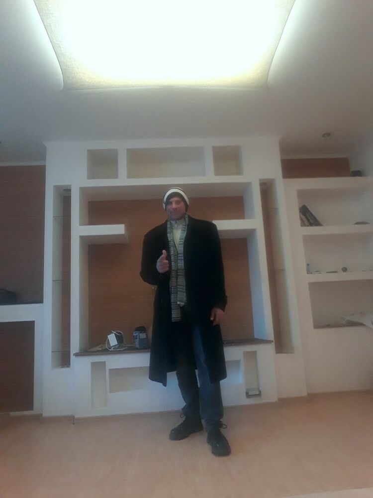  9219366  , 48 ,    