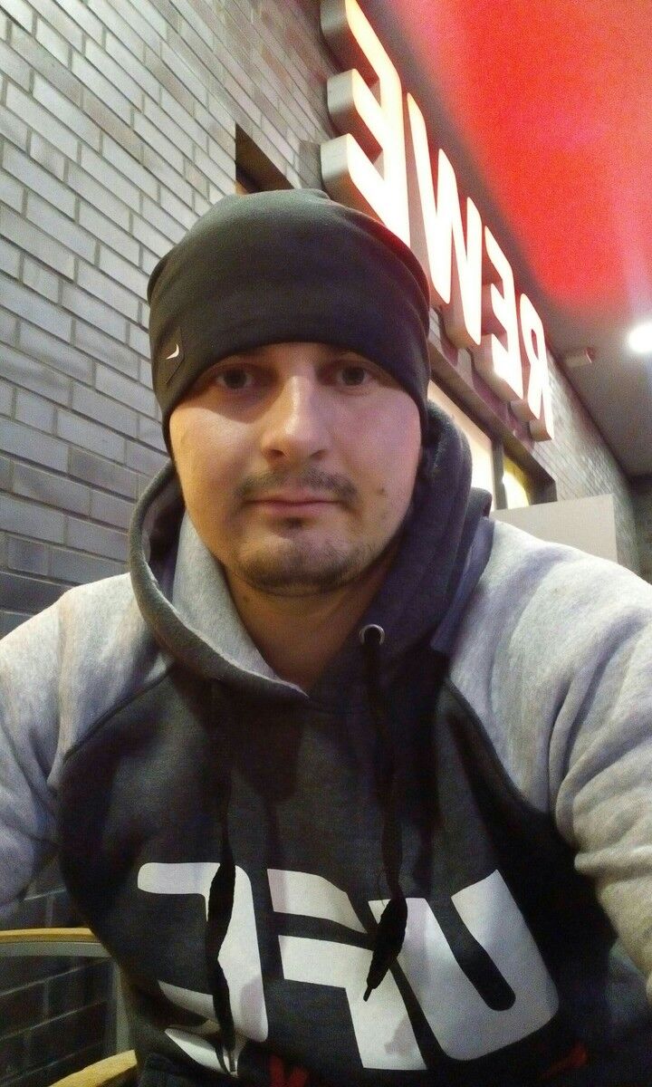  Tauxigny,   Aliaksei, 38 ,   ,   , c 