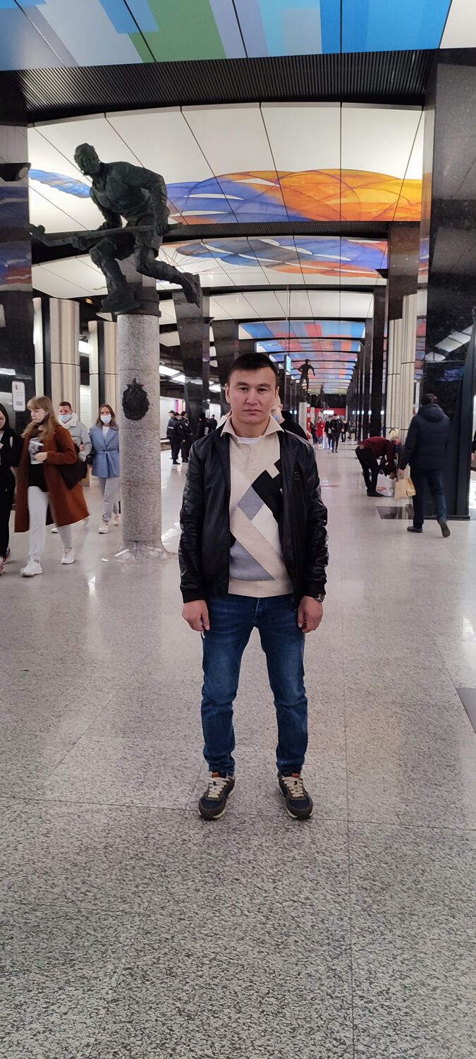  27176986  Azamat, 33 ,    