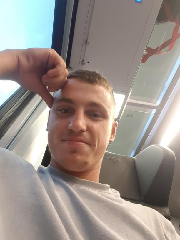  39739506  , 24 ,    Praha