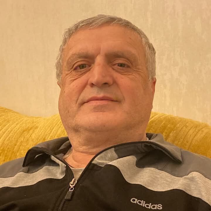  54234336  Gabriel, 55 ,     