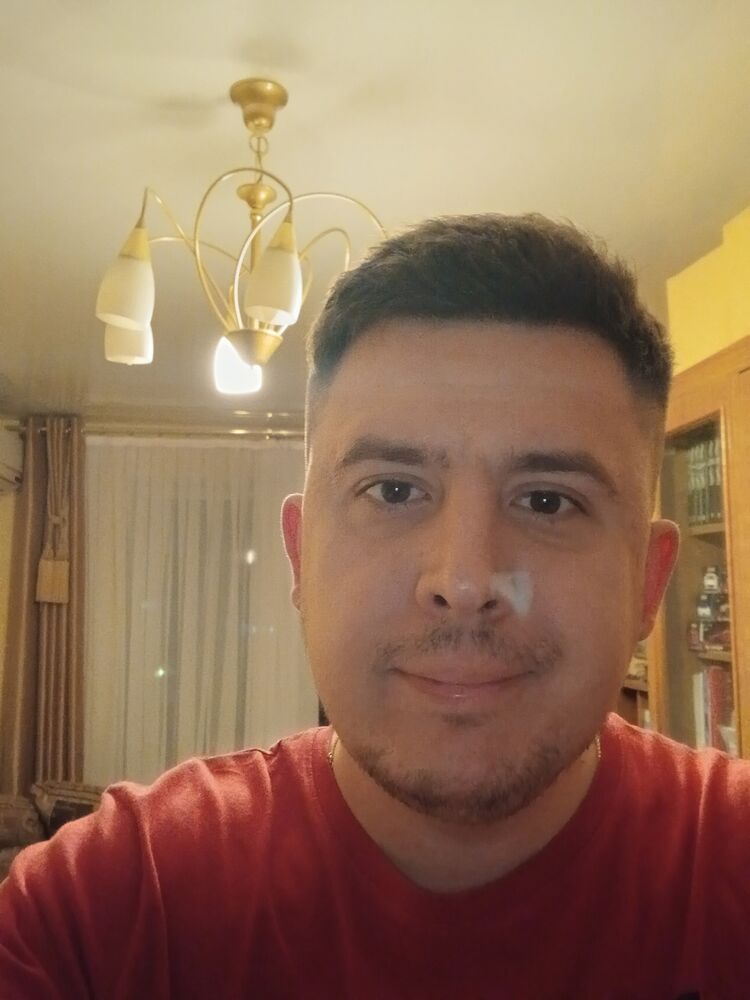  --,   , 32 ,  