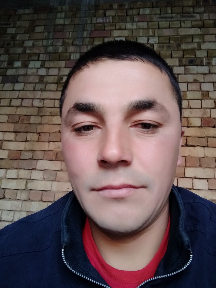  ,   Nurik, 31 ,   ,   