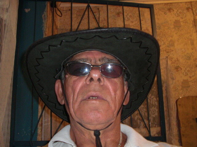  4188396  ALEKSANDR, 74 ,    