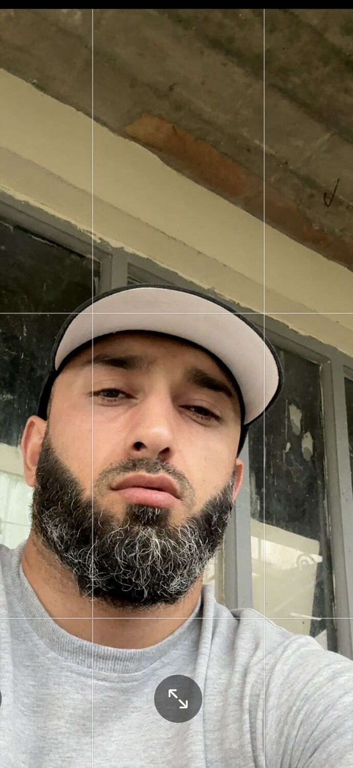  53446616  Wolf, 36 ,    