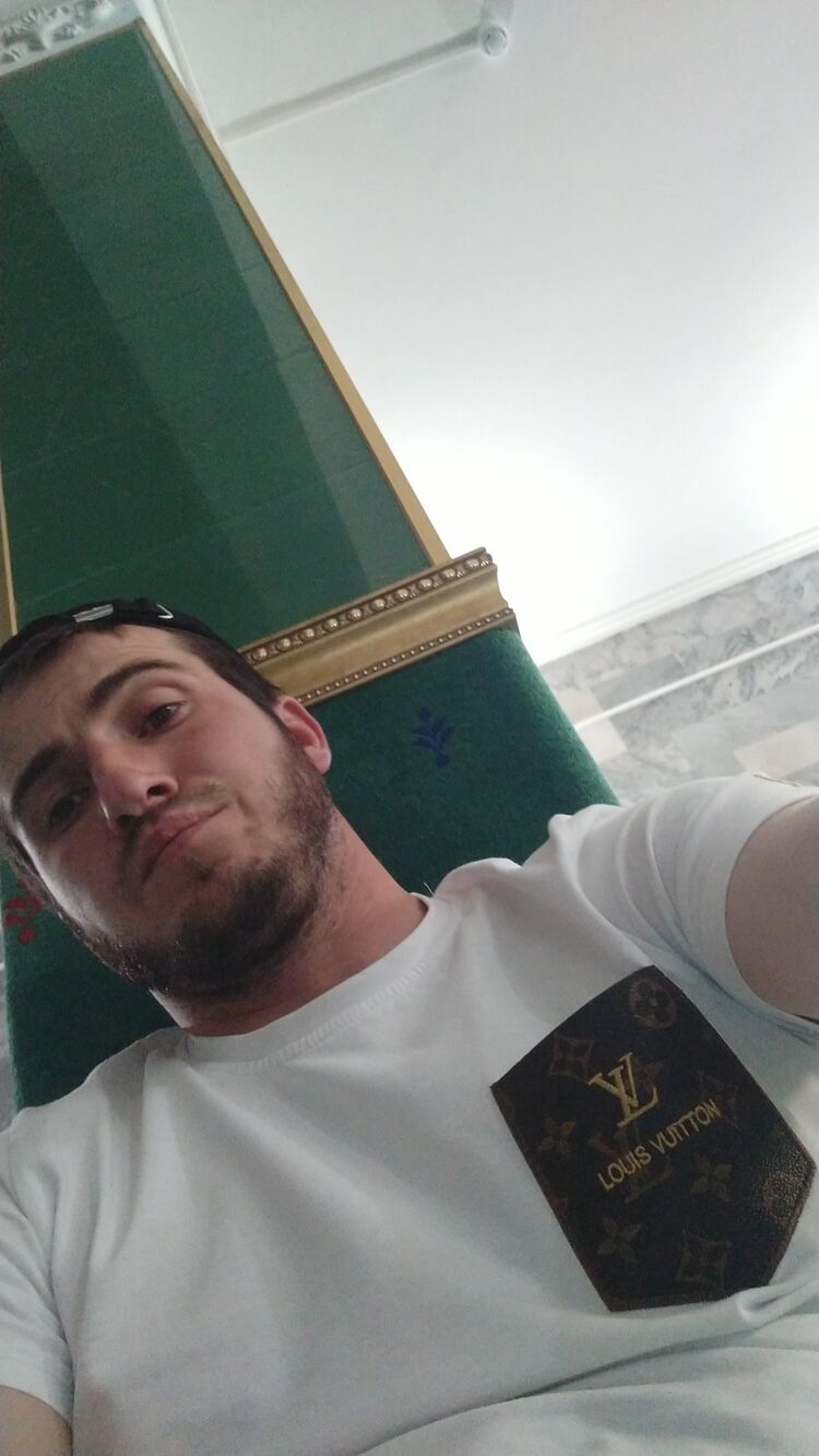  43688386  , 30 ,    