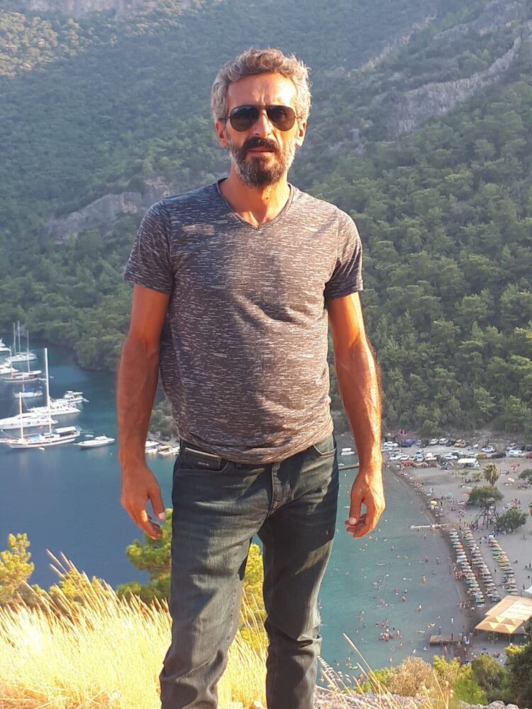  ,   Erik, 45 ,   ,   , c 
